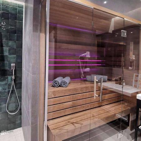 Jacuzzi Apartments คราคูฟ ภายนอก รูปภาพ