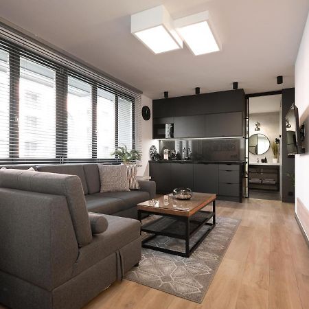 Jacuzzi Apartments คราคูฟ ภายนอก รูปภาพ