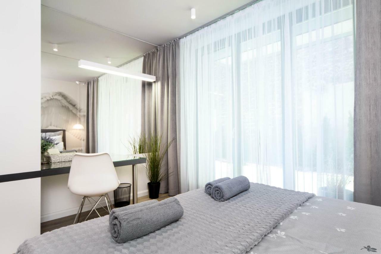 Jacuzzi Apartments คราคูฟ ภายนอก รูปภาพ