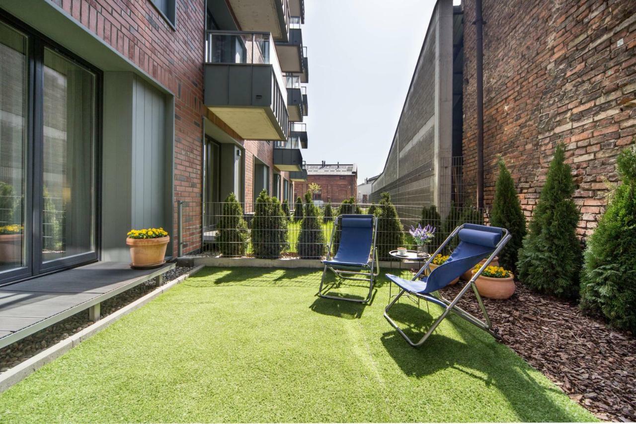 Jacuzzi Apartments คราคูฟ ภายนอก รูปภาพ