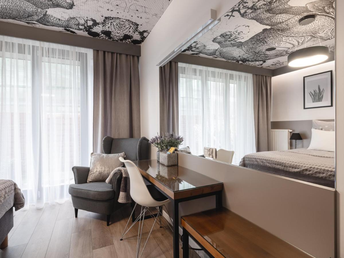 Jacuzzi Apartments คราคูฟ ภายนอก รูปภาพ